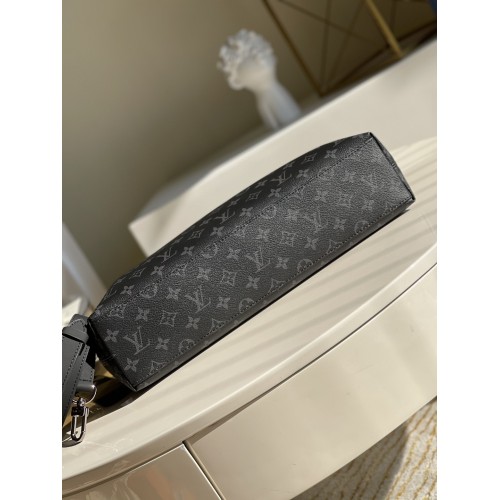 PASTA LOUIS VUITTON BRIEFCASE EXPLORER